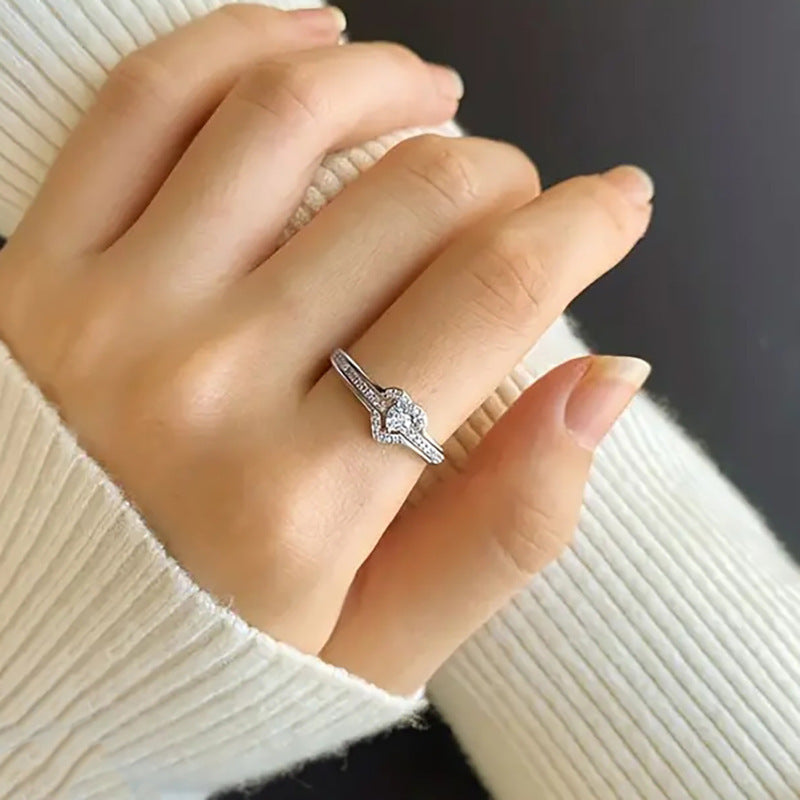 Eleganter 925 Sterling Silber Herz-Ring mit funkelnden Zirkonia