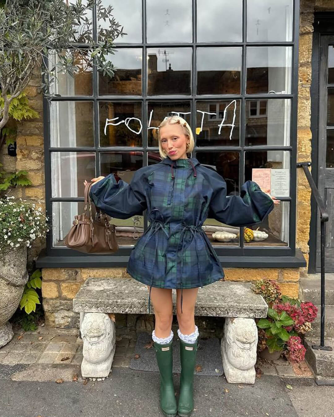 Emma Oversized Karierte Schnür-Jacke