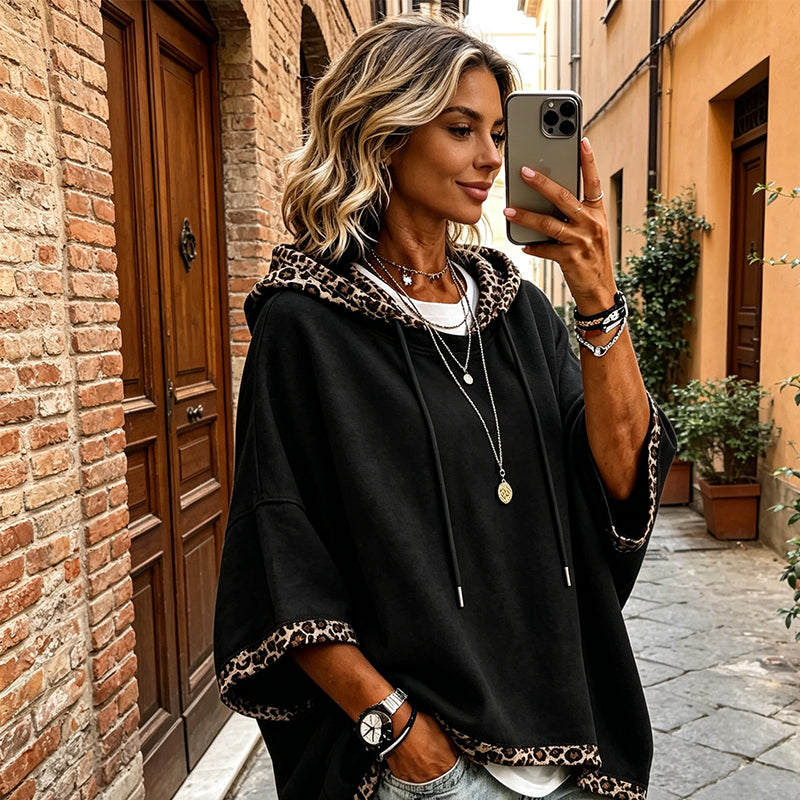 Damen Hoodie mit weitem Schnitt und Kordelzug mit Leoparden-Detail