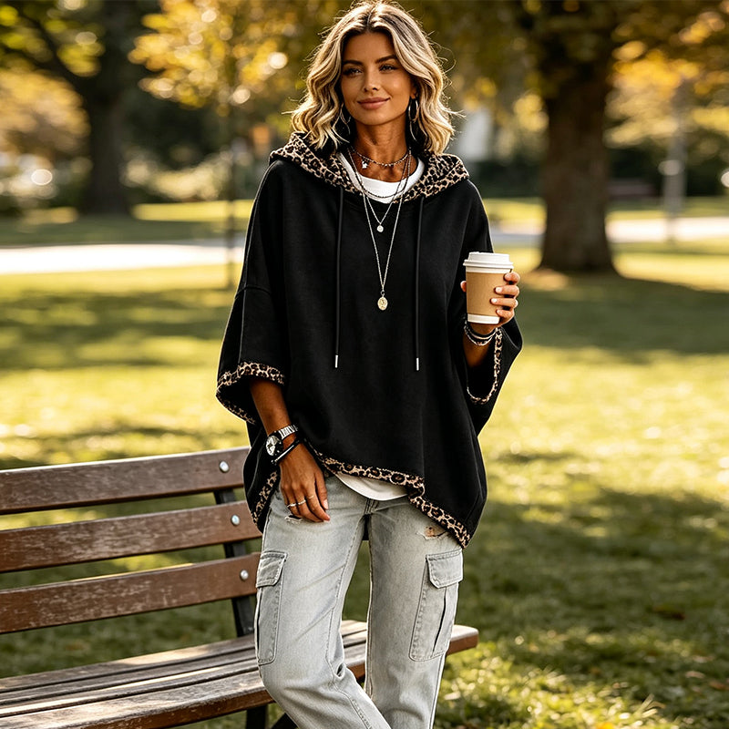 Damen Hoodie mit weitem Schnitt und Kordelzug mit Leoparden-Detail
