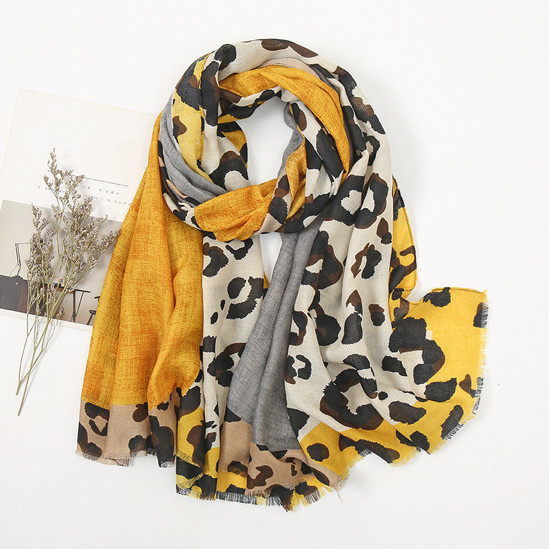 Vielseitiger leichter Leoparden-Print Schal