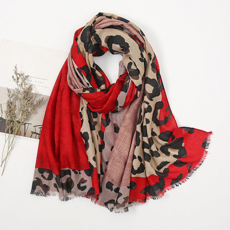 Vielseitiger leichter Leoparden-Print Schal