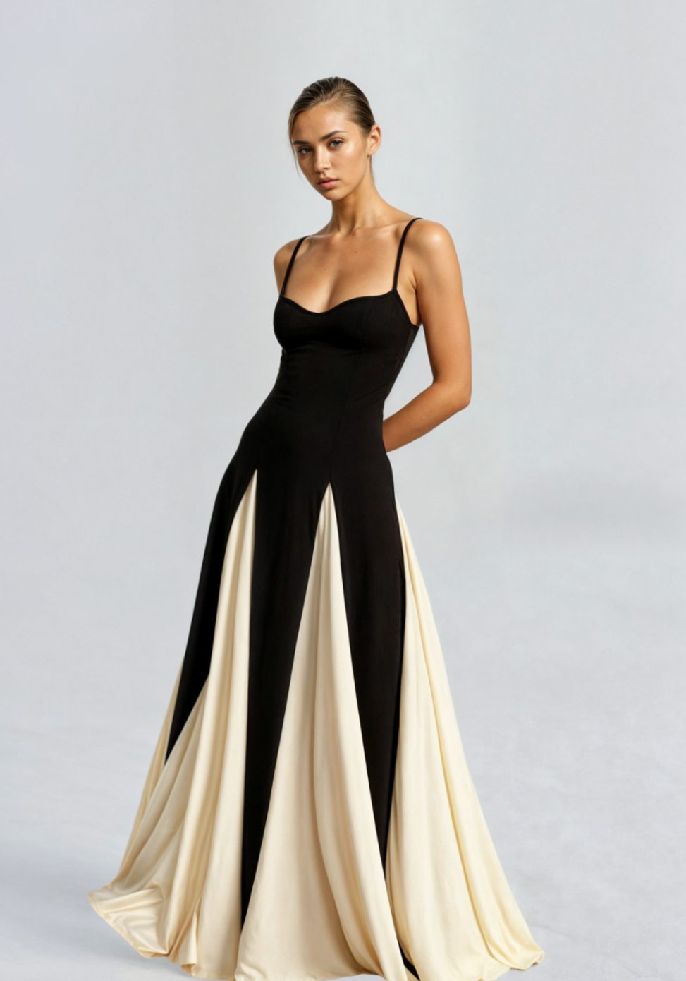 Damen Formelles Maxi-Kleid mit Herzausschnitt und zweifarbigem ausgestelltem Rock